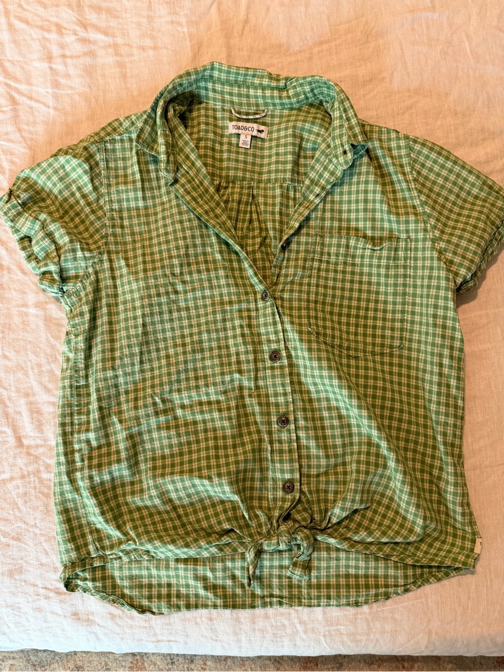 Toad&Co Green Plaid Short Sleeve Button-Front Shirt with Front Tie